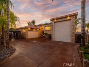 MLS #IV25243996 image #0