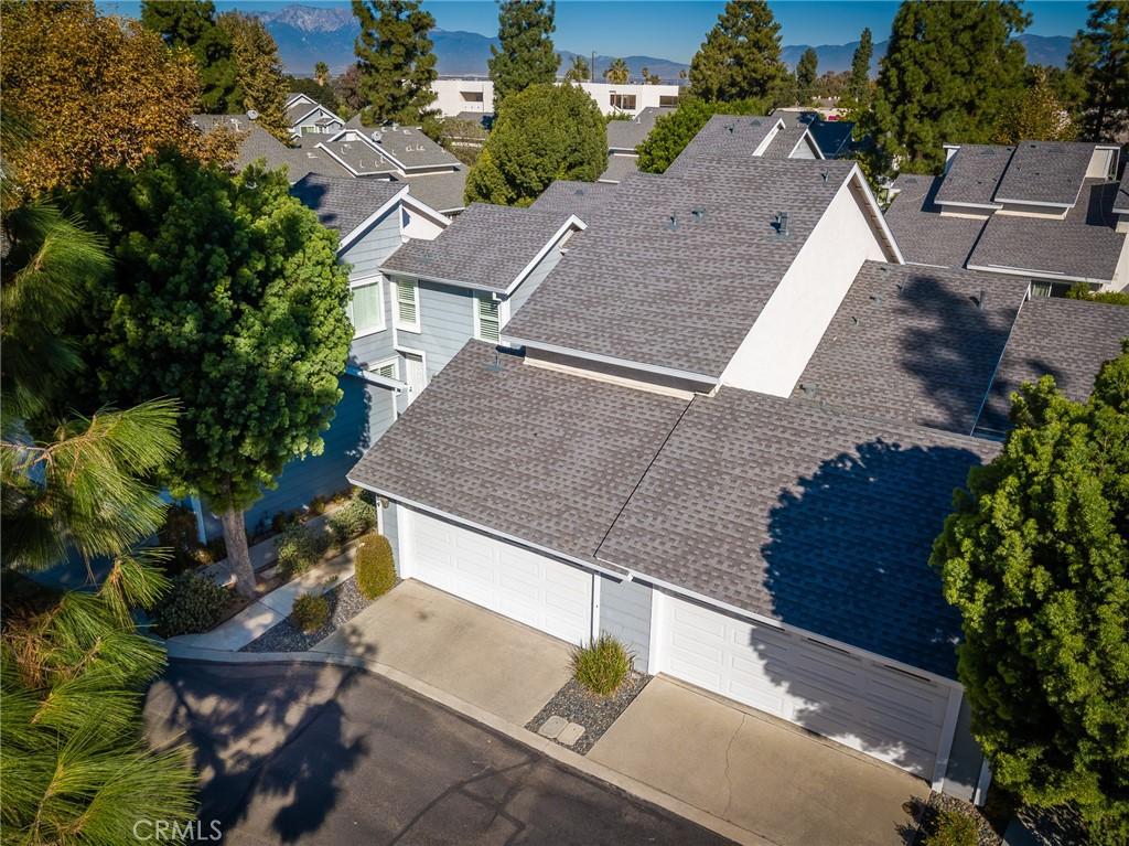 MLS #IV25244401 image #0