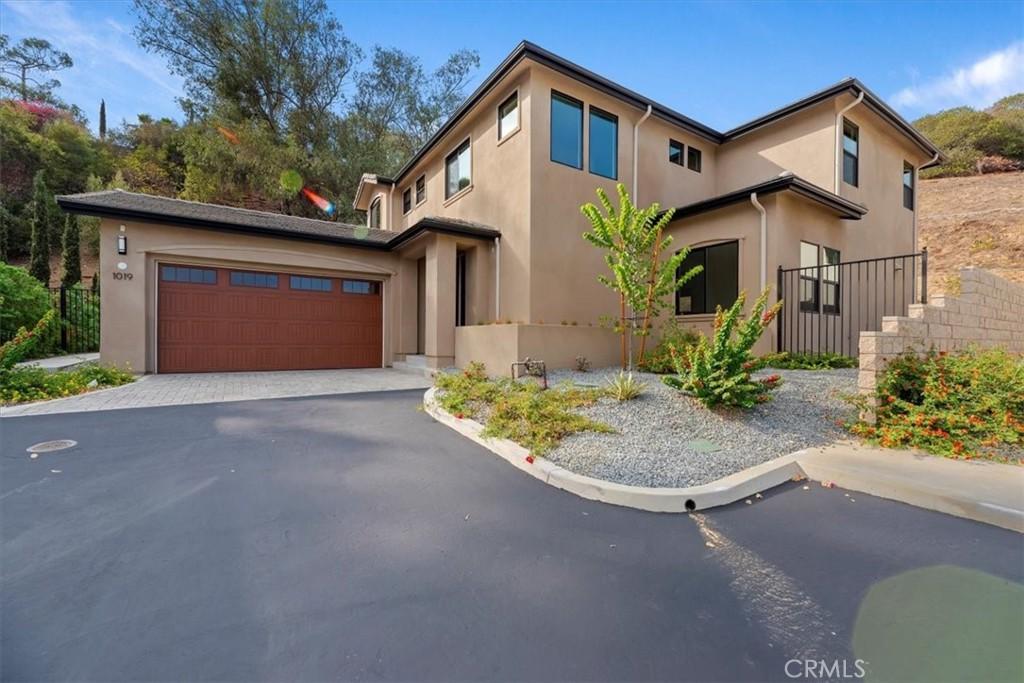 MLS #IV25246091 image #0