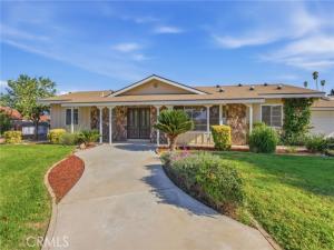 MLS #IV25250056 image #0