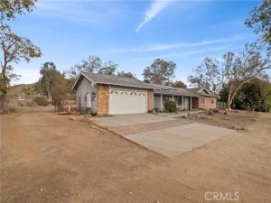 MLS #IV25260766 image #0