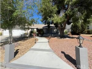 MLS #IV25261900 image #0