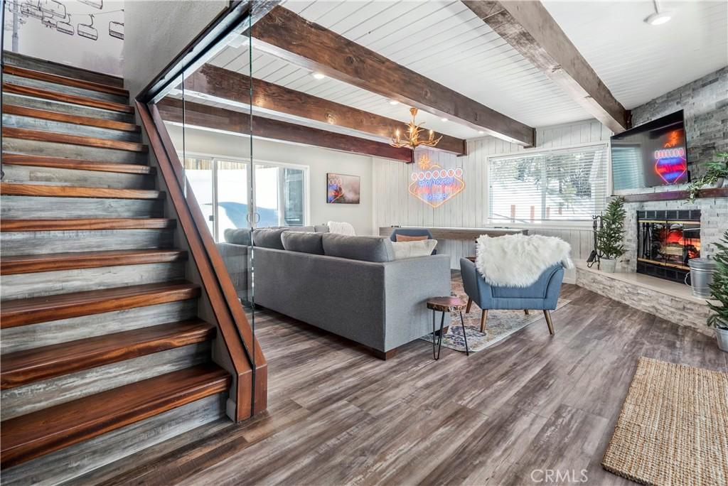 MLS #IV25263848 image #0