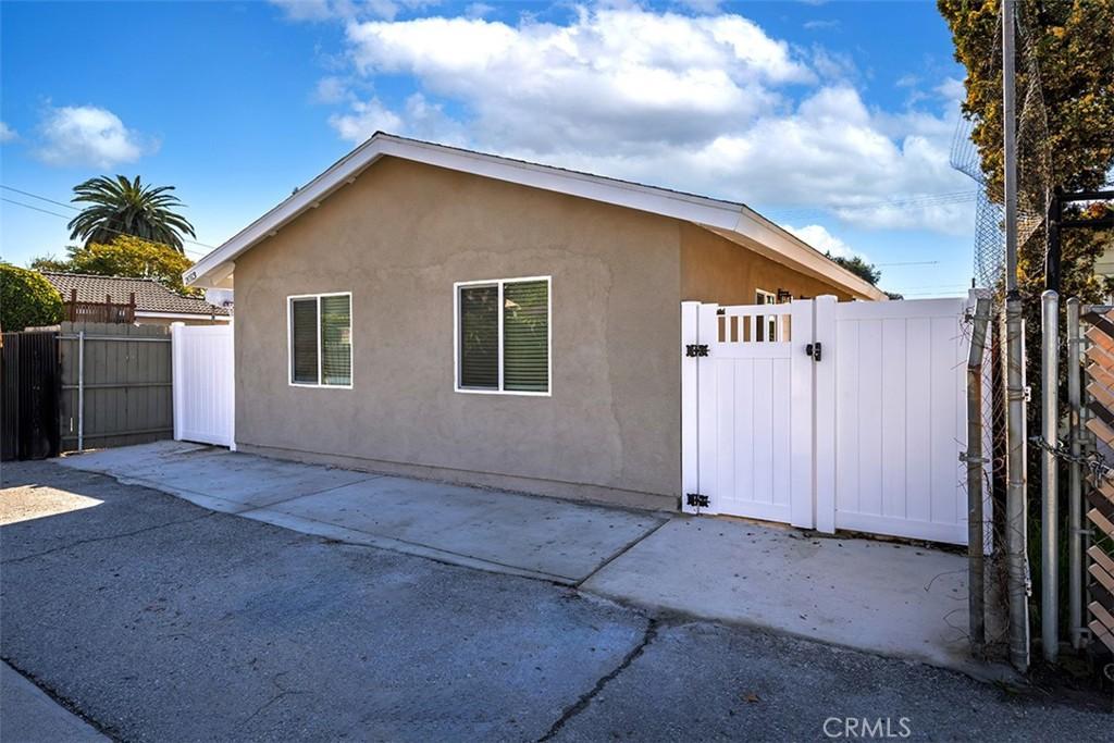 MLS #IV25265537 image #0