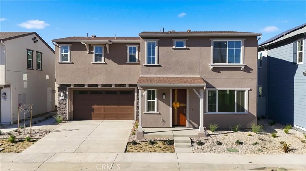 MLS #IV25266549 image #0