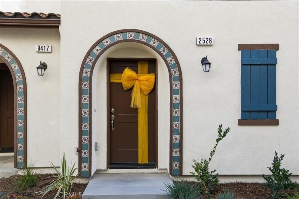 MLS #IV25266552 image #0