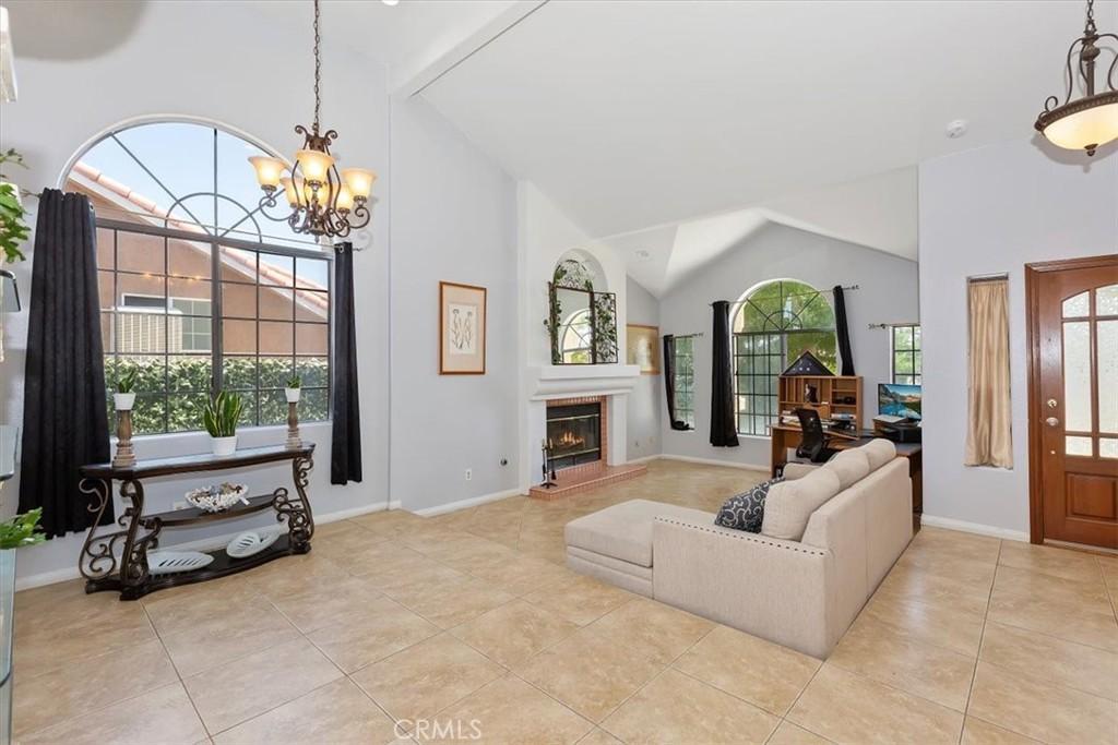 MLS #IV25267541 image #0