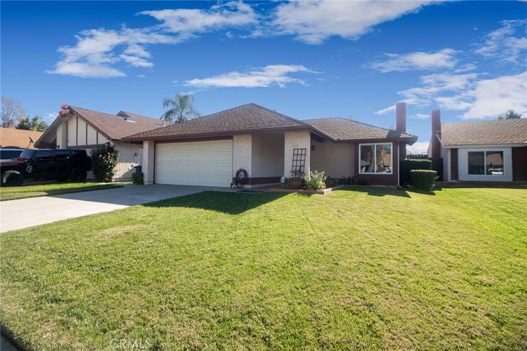 MLS #IV25267727 image #0