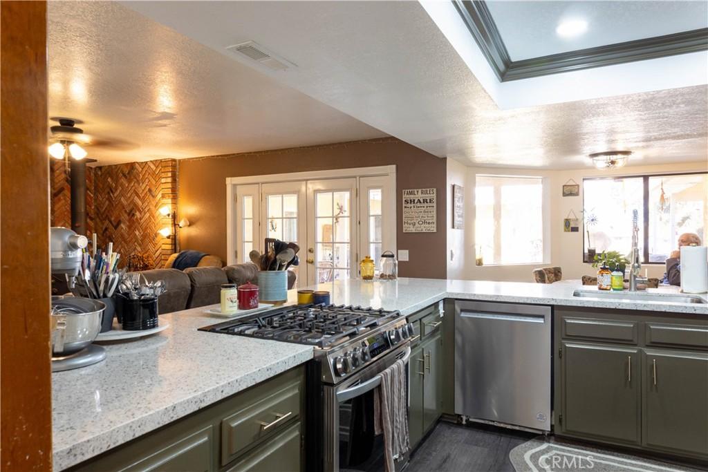 MLS #IV25270373 image #0