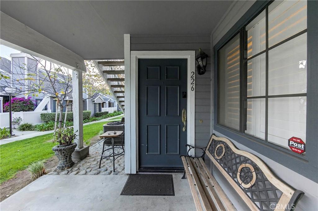 MLS #IV25270481 image #0