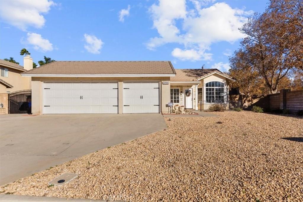 MLS #IV25274390 image #0