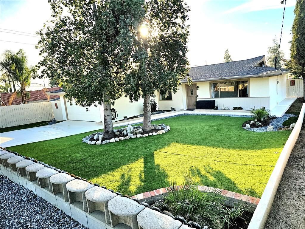 MLS #IV25275028 image #0