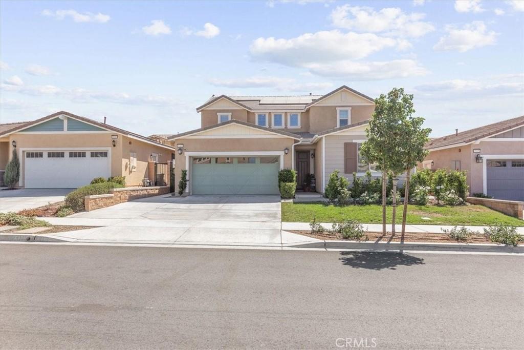 MLS #IV25275536 image #0