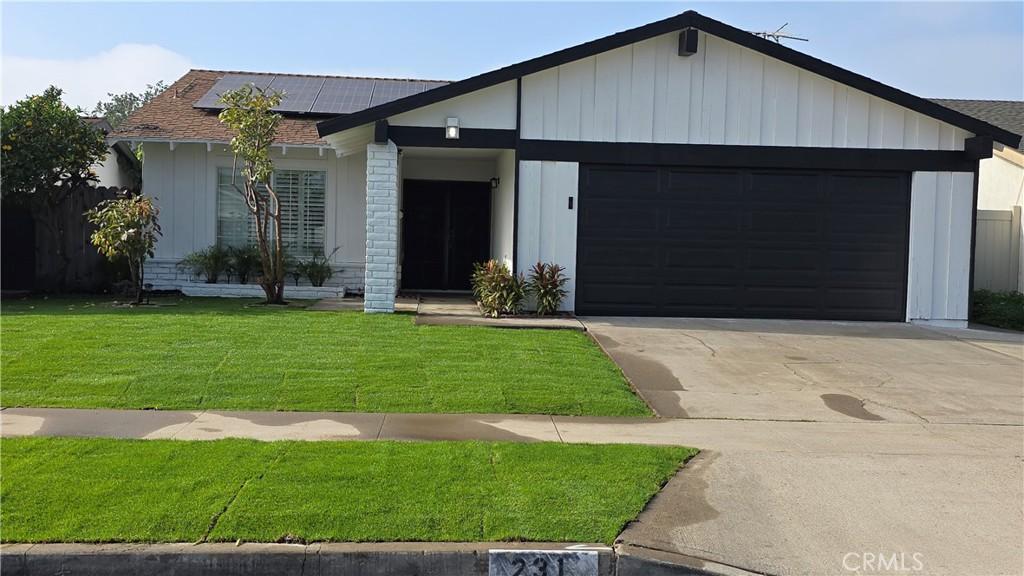 MLS #IV25276439 image #0