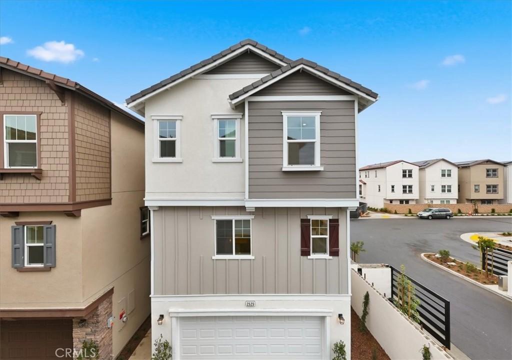 MLS #IV25278592 image #0