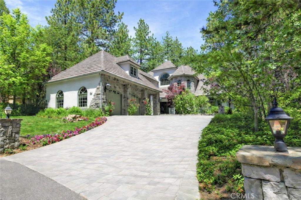 MLS #IV25280879 image #0