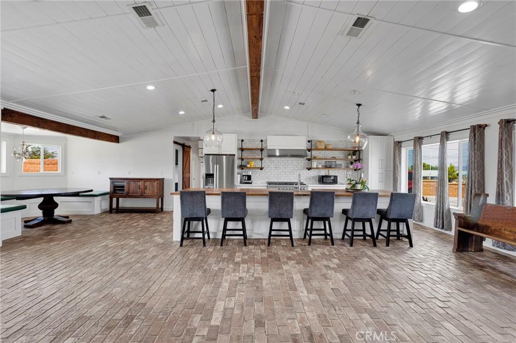MLS #IV26173531 image #0