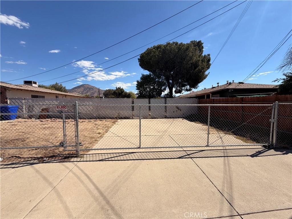 Mountain Ave Lot 4 San Bernardino CA 92404 | MLS #IV26217866 45 MLS #IV26217866 image #0