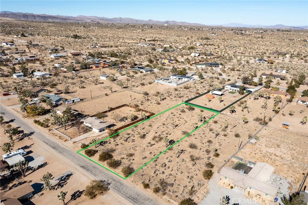 58700 Sun Via DR Yucca Valley CA 91184 | MLS #JT23226450 45 MLS #JT23226450 image #0