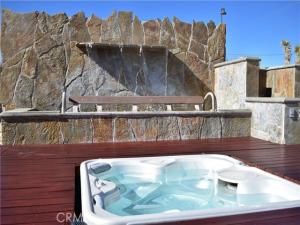 MLS #JT25013585 image #0