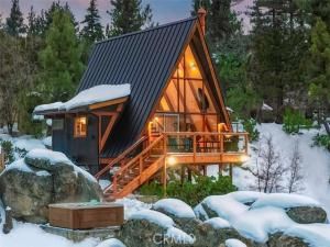 MLS #JT25201860 image #0