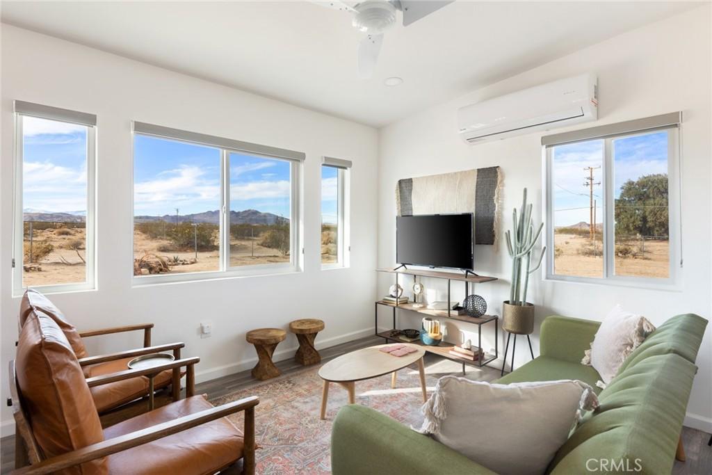 MLS #JT25235111 image #0