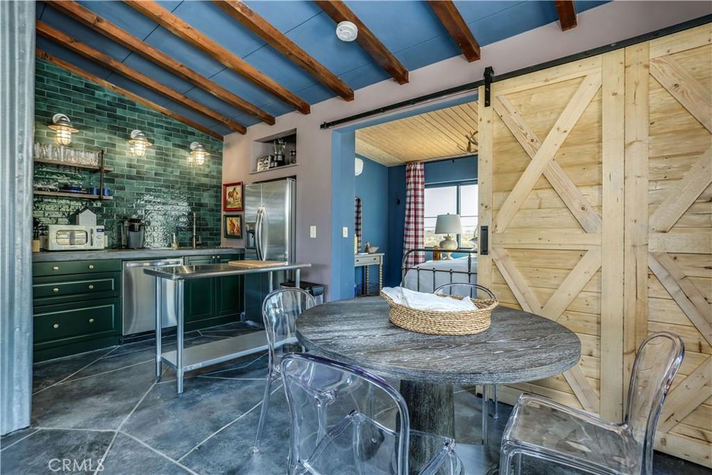 MLS #JT25255272 image #0