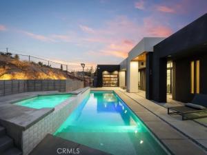 MLS #JT25273215 image #0