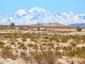 6 Topaz Avenue 29 Palms CA 92277 | MLS #JT26017844 45 MLS #JT26017844 image #0