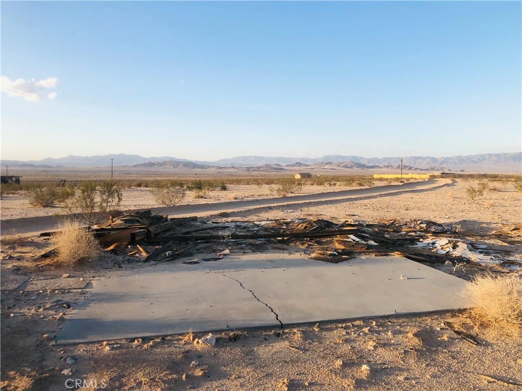 5 Marilane AV 29 Palms CA 92277 | MLS #JT26030297 45 MLS #JT26030297 image #0