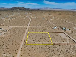 425 Gerber Avenue Landers CA 92285 | MLS #JT26069832 45 MLS #JT26069832 image #0