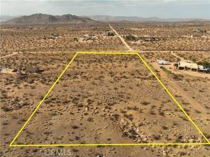 60120 La Brisa Drive Joshua Tree CA 92252 | MLS #JT26232025 45 MLS #JT26232025 image #0