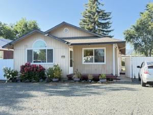 MLS #LC26137275 image #0