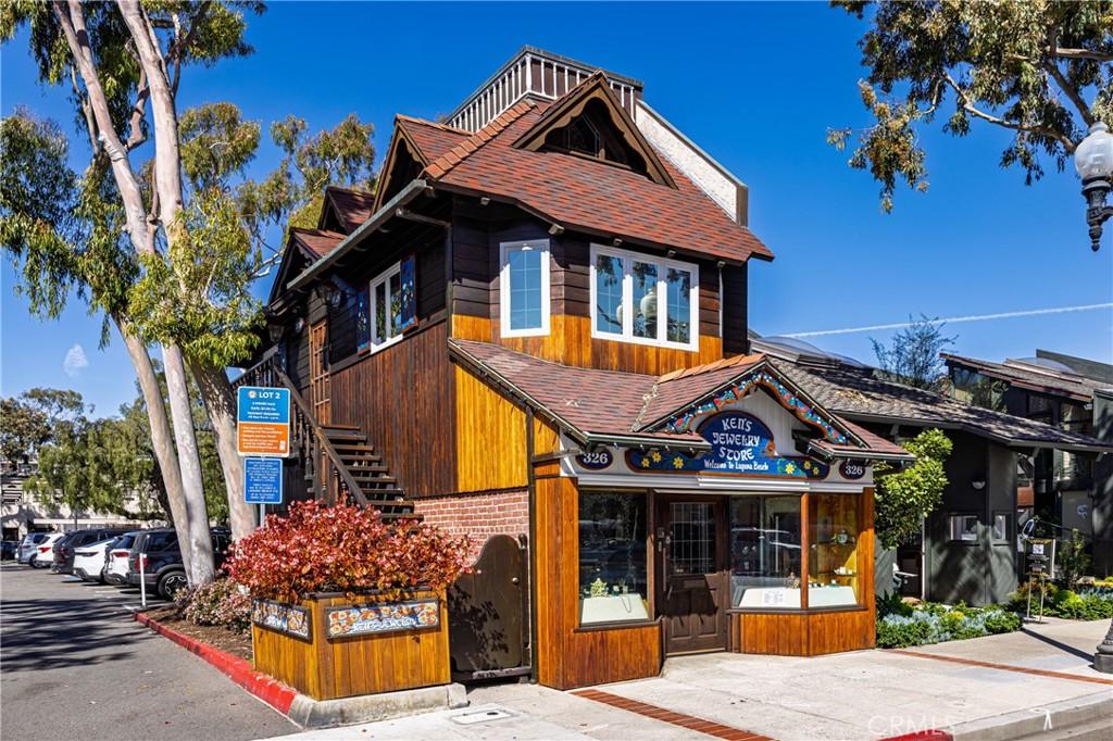 326 Forest Laguna Beach CA 92651 | MLS #LG26074179 17 MLS #LG26074179 image #0