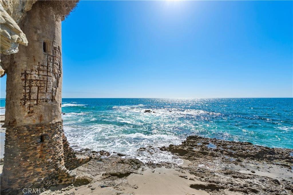 162 Sunset Laguna Beach CA 92651 | MLS #LG26208764 45 MLS #LG26208764 image #0