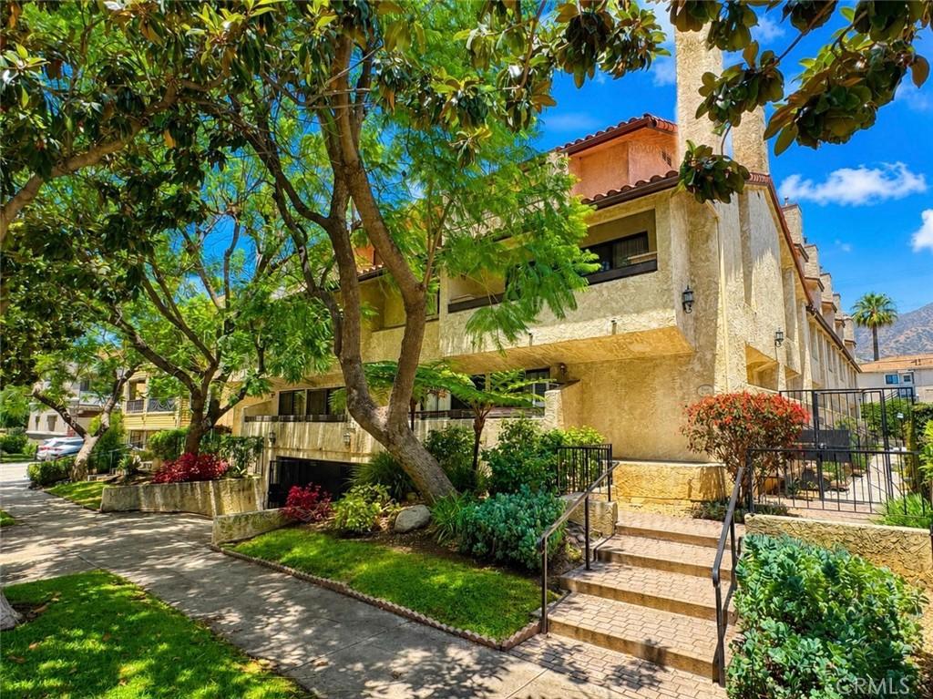 543 W Stocker ST #5 Glendale CA 91202 | MLS #MB26154823 45 MLS #MB26154823 image #0