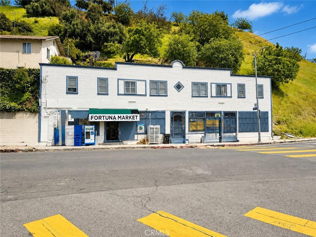 3374 Griffin Los Angeles CA 90031 | MLS #MB26190968 87 MLS #MB26190968 image #0