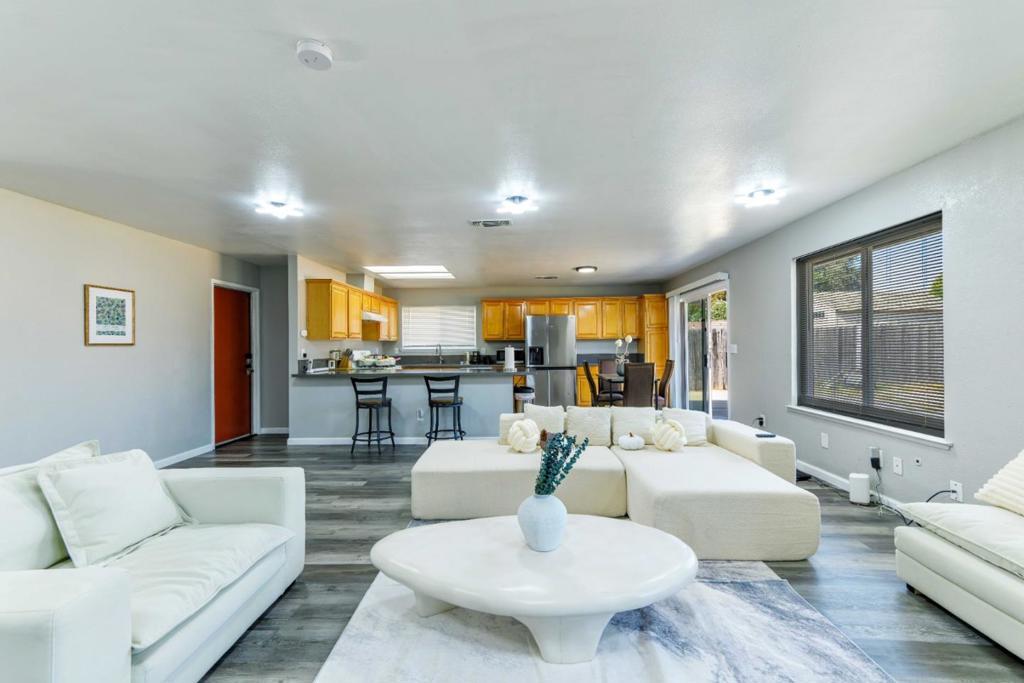 MLS #ML81994200 image #0