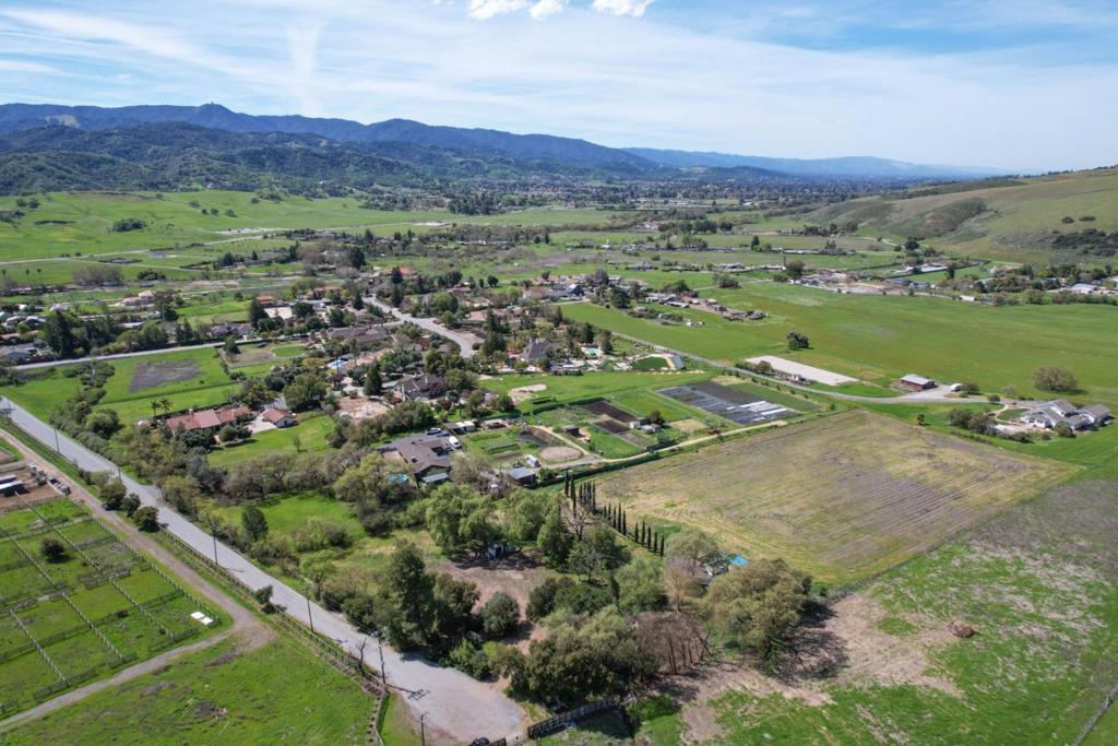 MLS #ML82001760 image #0