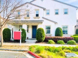 MLS #ML82003368 image #0