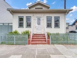 MLS #ML82004126 image #0