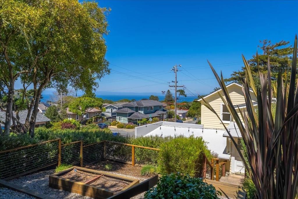 MLS #ML82005024 image #0