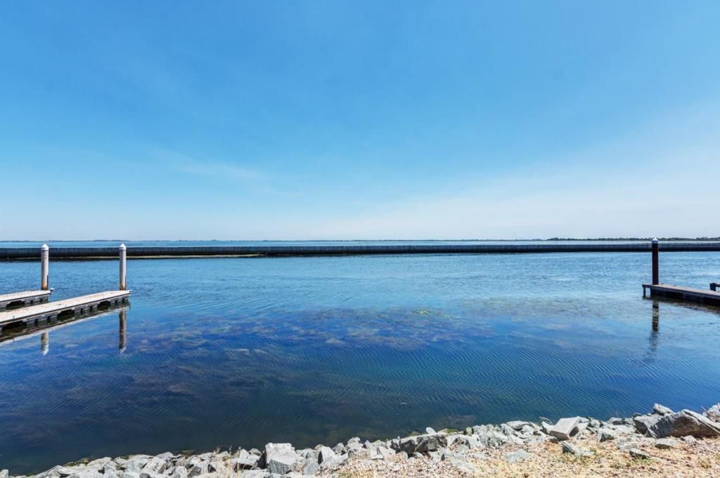 MLS #ML82007173 image #0