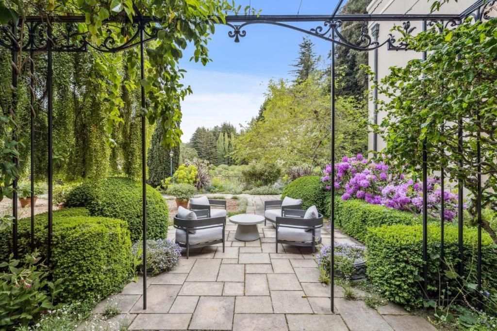 MLS #ML82007866 img 0