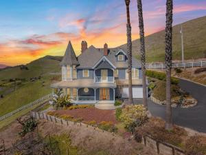 MLS #ML82011375 image #0