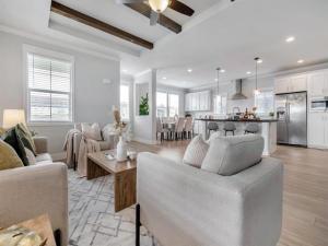 MLS #ML82012092 image #0