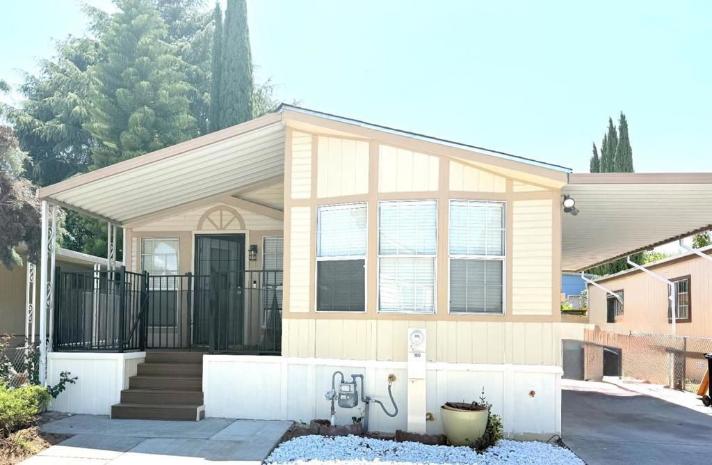 MLS #ML82012233 image #0