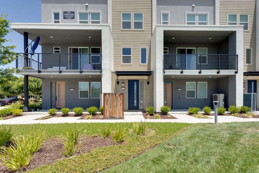 MLS #ML82012738 img 0