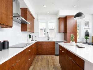 MLS #ML82015760 image #0