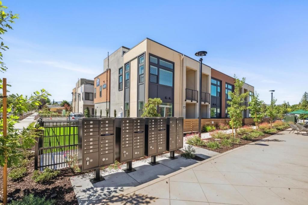 MLS #ML82017834 image #0